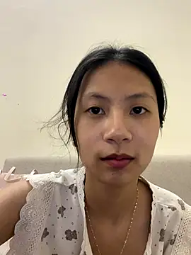 Snapshot of Lil-Gi chatting on October 22, 3:45 pm Lil-Gi online show from October 22, 3:45 pm