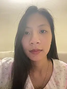 Snapshot of Lil-Gi chatting on October 27, 3:49 pm Lil-Gi online show from October 27, 3:49 pm