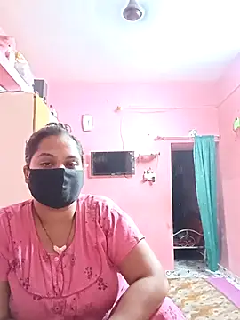 Snapshot of biggbobbsgirl chatting on October 11, 7:01 pm biggbobbsgirl online show from October 11, 7:01 pm