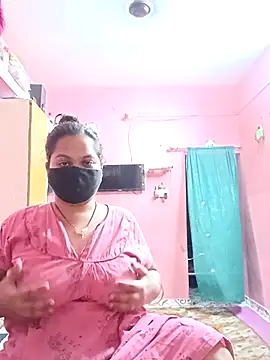 Snapshot of biggbobbsgirl chatting on October 20, 6:30 pm biggbobbsgirl online show from October 20, 6:30 pm