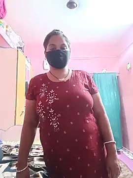 Snapshot of biggbobbsgirl chatting on October 23, 6:28 pm biggbobbsgirl online show from October 23, 6:28 pm