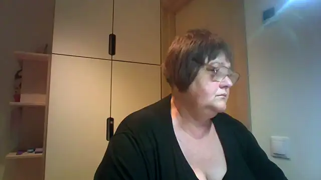 rewa666 online show from September 23, 4:15 am