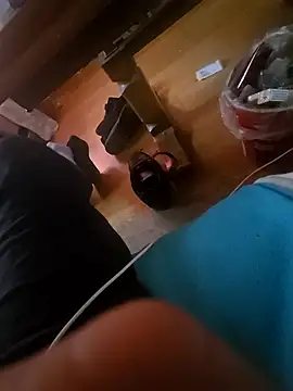 Snapshot of Fonse1860 chatting on October 27, 8:18 am Fonse1860 online show from October 27, 8:18 am