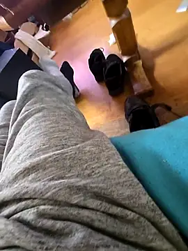 Snapshot of Fonse1860 chatting on November 6, 8:15 am Fonse1860 online show from November 6, 8:15 am