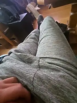 Snapshot of Fonse1860 chatting on November 9, 12:25 pm Fonse1860 online show from November 9, 12:25 pm