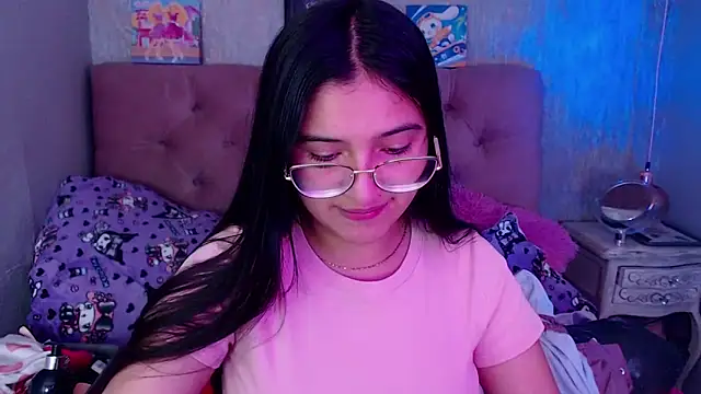 laurenelove online show from October 12, 2:54 am