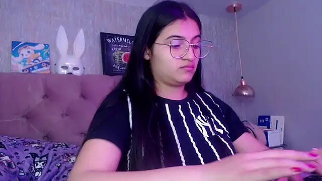 laurenelove online show from November 15, 2:53 am