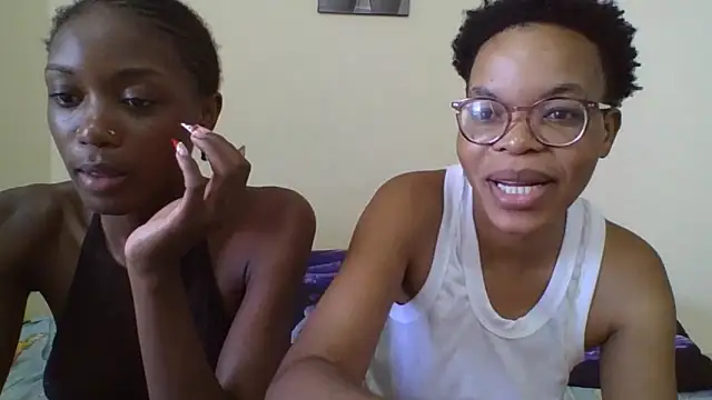 Sexy Dymme online show from April 8, 8:36 am