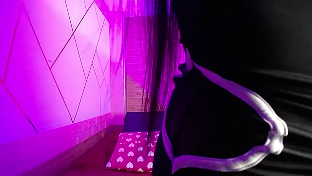 isabella rossee online show from November 21, 9:13 pm