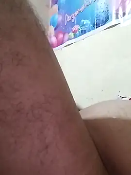 Snapshot of Samlevis7052 chatting on October 21, 10:05 am Samlevis7052 online show from October 21, 10:05 am