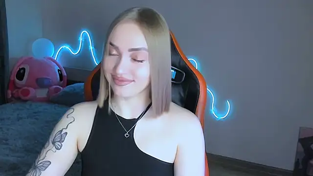 LaraKrein lk online show from February 23, 1:30 pm