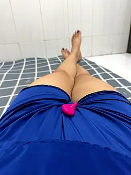 sharon-Hanna online show from January 9, 2:42 pm