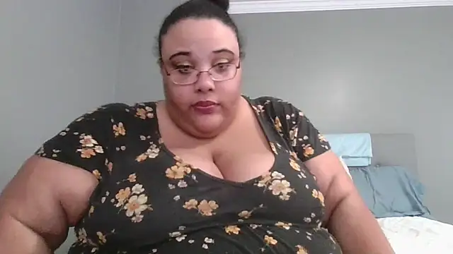 SexyBBW10790 online show from February 26, 4:17 pm