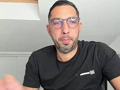 sweetoyboy777 online show from September 18, 8:55 pm