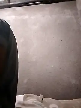 Snapshot of CrepedTrek chatting on October 23, 12:54 am CrepedTrek online show from October 23, 12:54 am