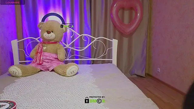 Berkova L online show from October 27, 7:51 pm