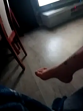 Snapshot of KissMeAss9387 chatting on November 21, 8:18 pm KissMeAss9387 online show from November 21, 8:18 pm