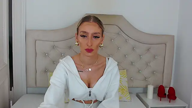 NatalieSensual online show from October 8, 7:06 am