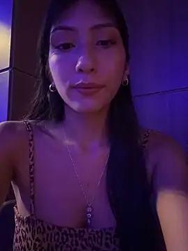 Snapshot of Mavi_roouse_ chatting on September 28, 2:06 am Mavi roouse online show from September 28, 2:06 am