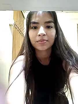 mailovess online show from September 26, 6:39 am