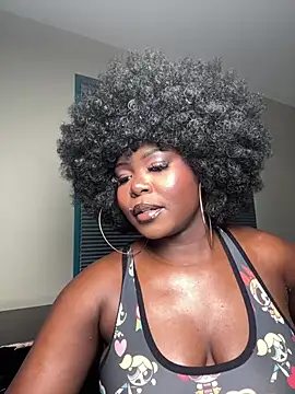 WomanNextdoor1 online show from June 20, 11:35 am