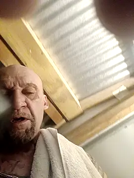 ShawnandDani7074 online show from April 14, 8:15 pm