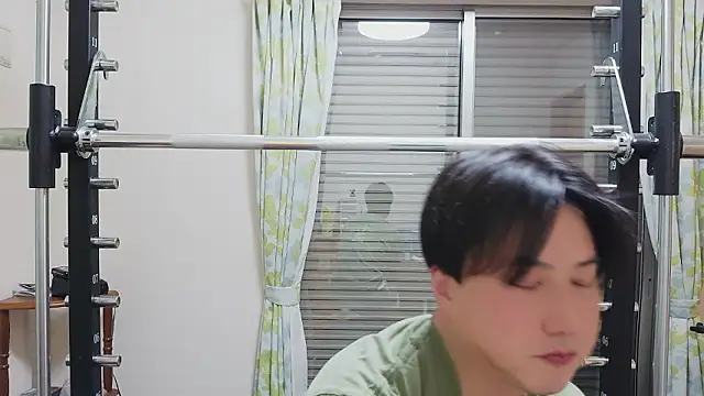 Snapshot of oyu_kun chatting on February 14, 12:13 pm oyu kun online show from February 14, 12:13 pm