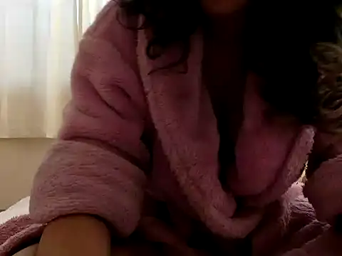 tutu101 online show from December 19, 10:22 am