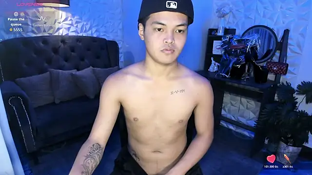 asianhugescott online show from February 20, 6:48 am