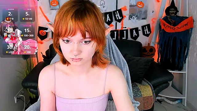 Snapshot of sweet_mika18 chatting on October 16, 9:05 pm sweet mika18 online show from October 16, 9:05 pm