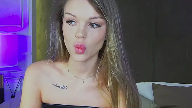 MarilynNova online show from November 15, 4:21 am