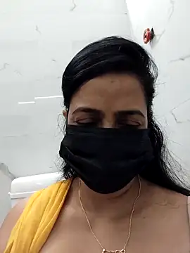 Snapshot of Rimi_cpl chatting on October 14, 8:20 pm Rimi cpl online show from October 14, 8:20 pm