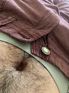 Snapshot of MuzzyFacing chatting on September 9, 9:09 am MuzzyFacing online show from September 9, 9:09 am