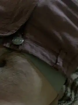 Snapshot of MuzzyFacing chatting on September 11, 11:21 am MuzzyFacing online show from September 11, 11:21 am