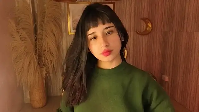 Snapshot of allyssa_bellini_s chatting on November 21, 8:18 pm allyssa bellini s online show from November 21, 8:18 pm