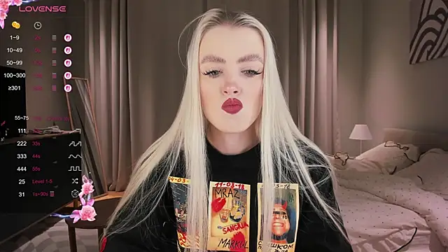 sashaloveyou online show from November 16, 10:15 pm