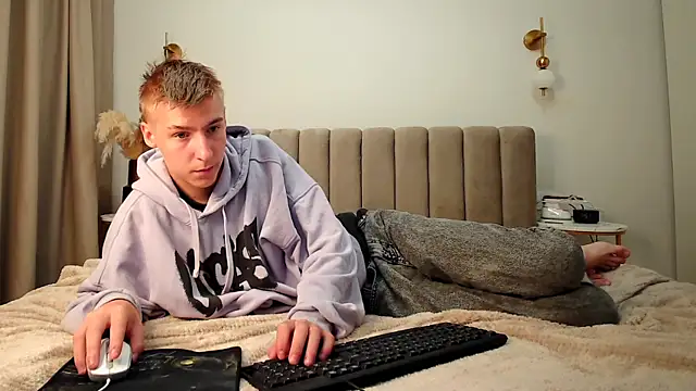 MrSexyCum4U online show from September 14, 7:51 am