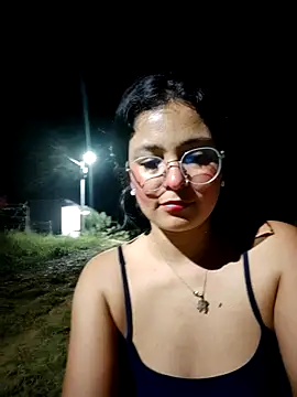 Lily-o online show from December 14, 1:11 am