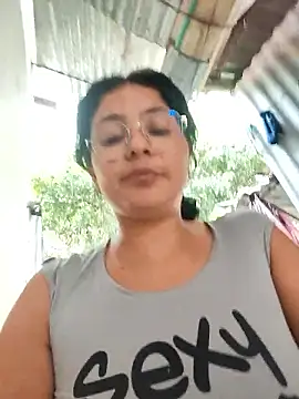 Lily-o online show from January 7, 3:36 pm