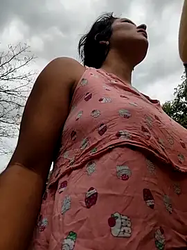 Lily-o online show from January 9, 2:31 pm