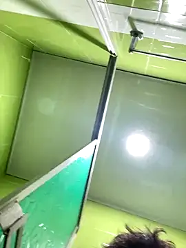 Snapshot of EnfoldedBucolic chatting on November 25, 6:02 am EnfoldedBucolic online show from November 25, 6:02 am