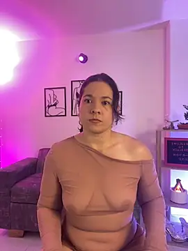 leiablack online show from November 8, 11:43 am