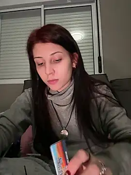 Snapshot of Privad_ravenna chatting on June 27, 3:44 am Privad ravenna online show from June 27, 3:44 am