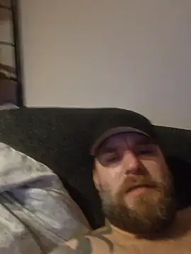 Bamse28 online show from December 22, 4:31 am