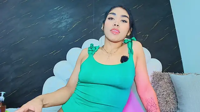 Roxana gomez online show from May 12, 3:14 am