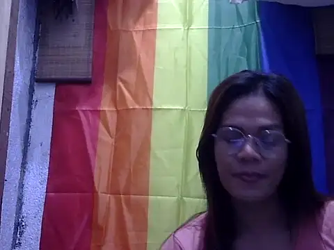 Snapshot of juicycum069 chatting on July 13, 12:02 am juicycum069 online show from July 13, 12:02 am
