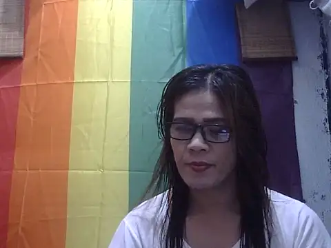Snapshot of juicycum069 chatting on July 17, 6:42 am juicycum069 online show from July 17, 6:42 am