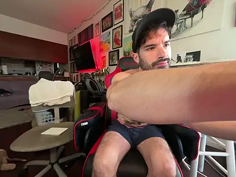 Pupscritch online show from March 19, 3:16 pm