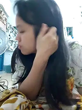 Snapshot of Anny-ly chatting on October 4, 12:25 pm Anny-ly online show from October 4, 12:25 pm