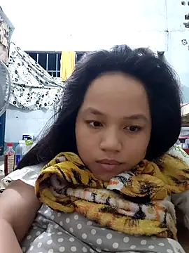 Snapshot of Anny-ly chatting on October 13, 12:05 pm Anny-ly online show from October 13, 12:05 pm